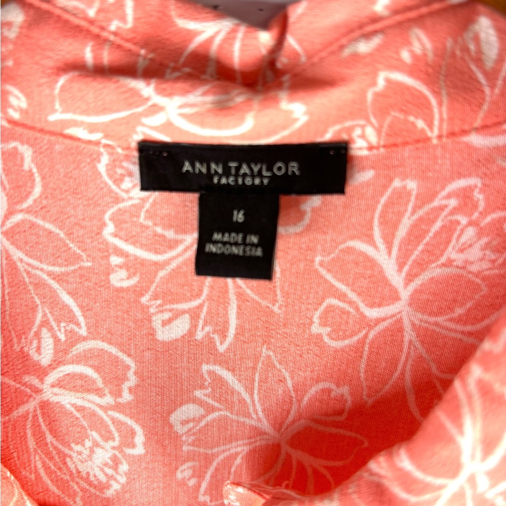 Ann Taylor Factory 16 Bright Peach Floral Sketch Belted Button Down Midi Dress - Picture 8 of 9